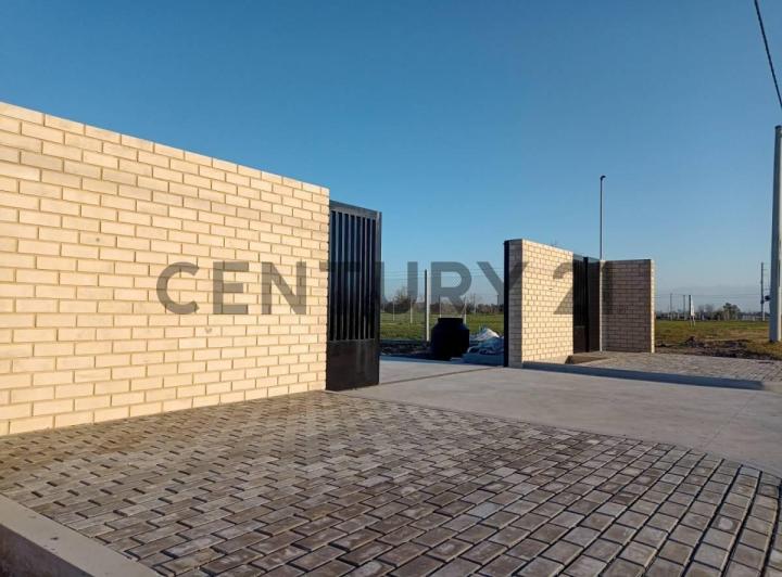 Terreno · 268m²