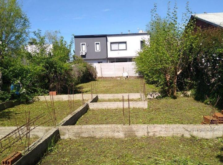 Terreno · 300m²