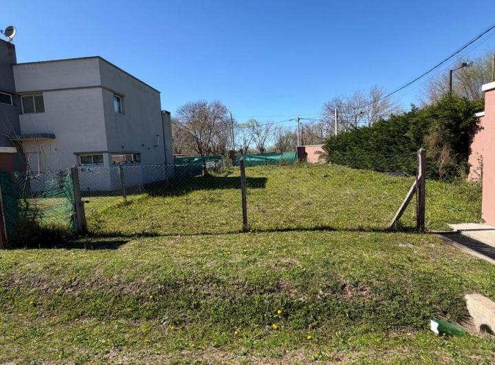 Terreno · 425m²
