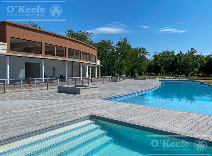 Terreno · 692m²