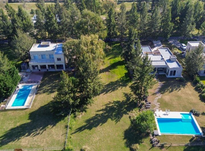 Terreno · 1400m²