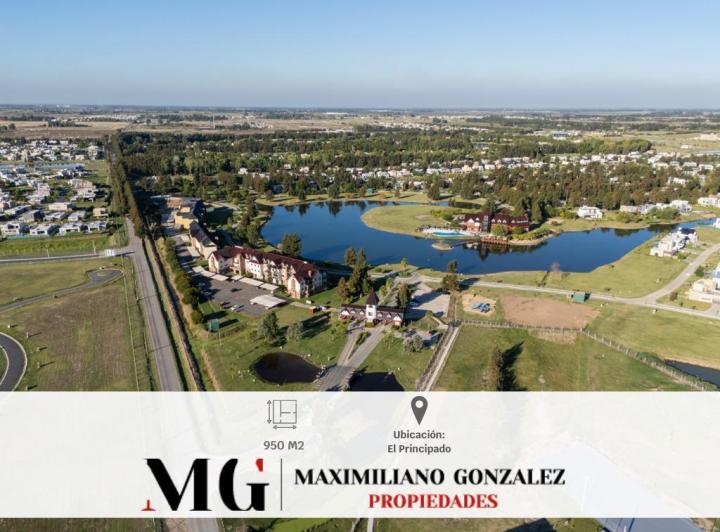 Terreno · 836m²