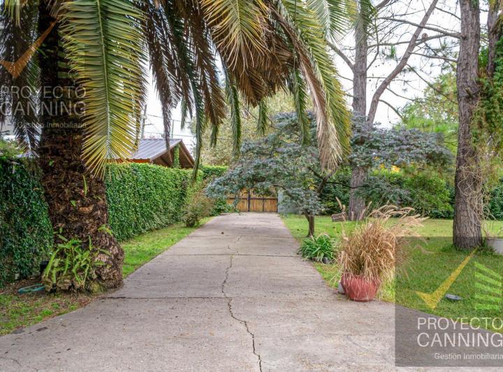 Terreno · 300m²