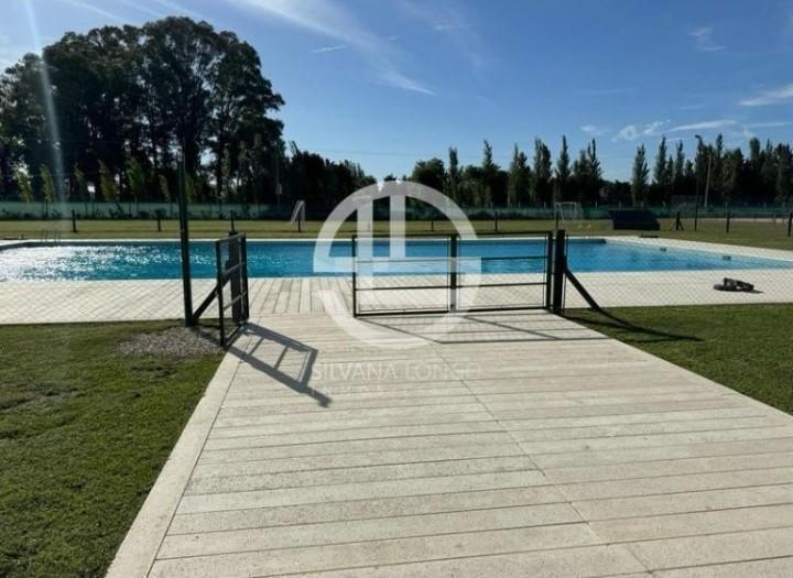 Terreno · 706m²