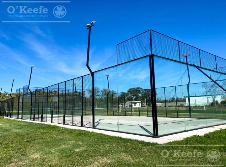 Terreno · 816m²