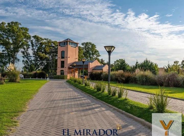 Terreno · 1450m²