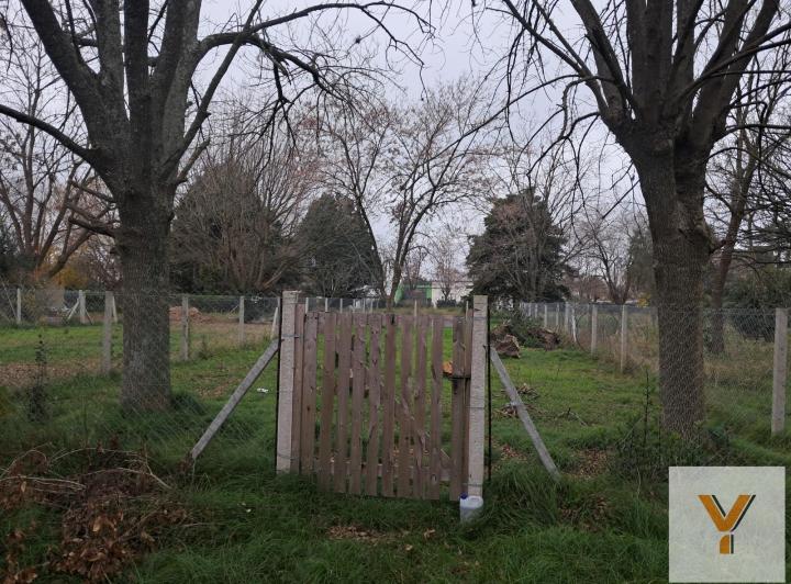 Terreno · 454m²