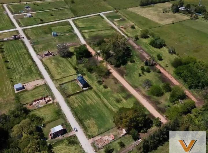 Terreno · 300m²