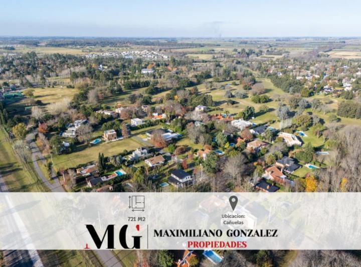 Terreno · 731m²