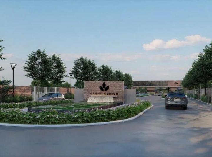 Terreno · 680m²
