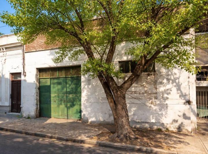 Terreno · 1368m²