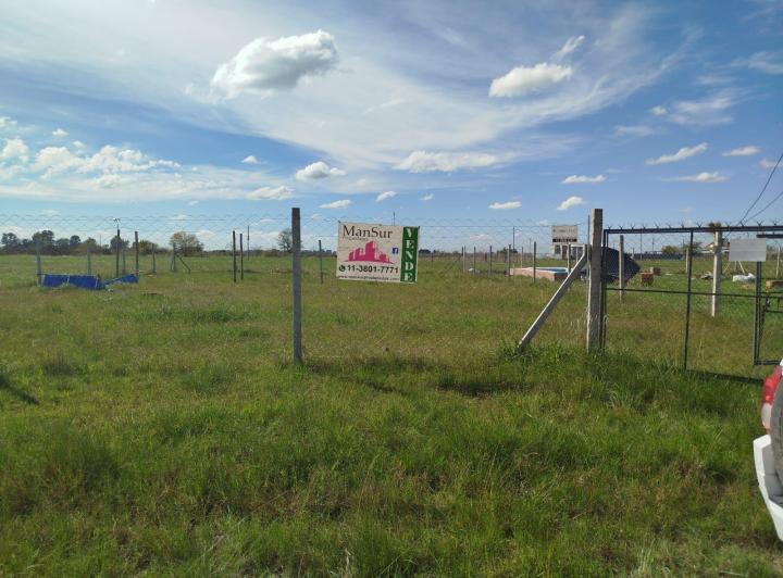 Terreno · 600m² · 3 Cocheras