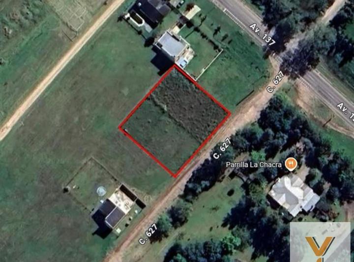 Terreno · 700m²