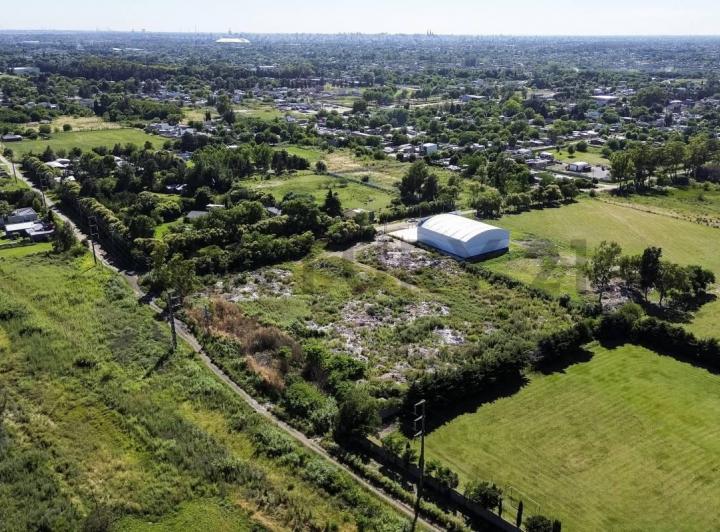 Terreno · 1050m²