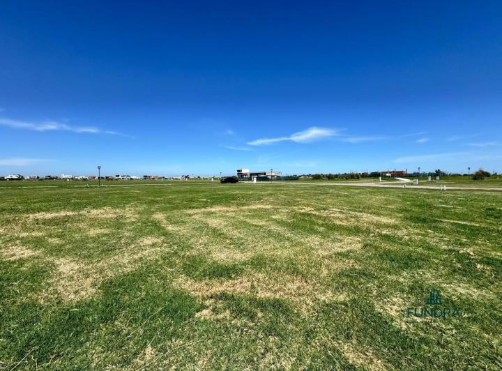 Terreno · 1032m²