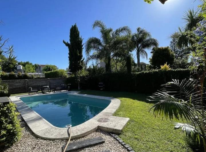 Terreno · 205m²
