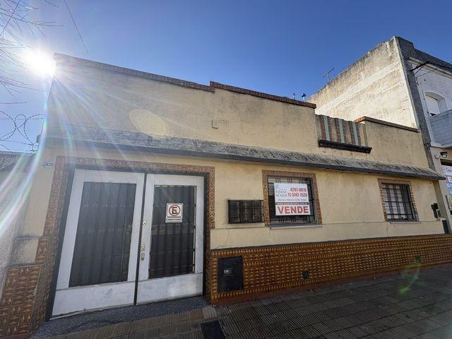 Terreno · 235m² · 3 Ambientes
