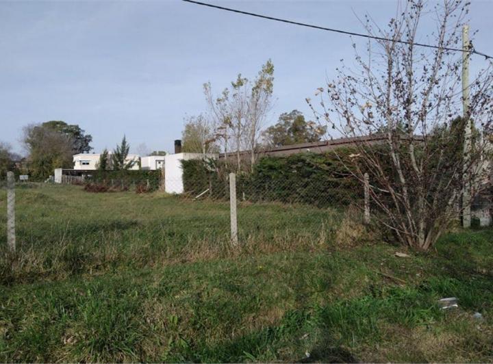 Terreno · 1200m²