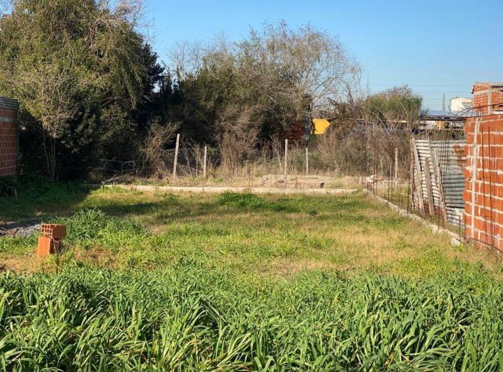 Terreno · 300m²