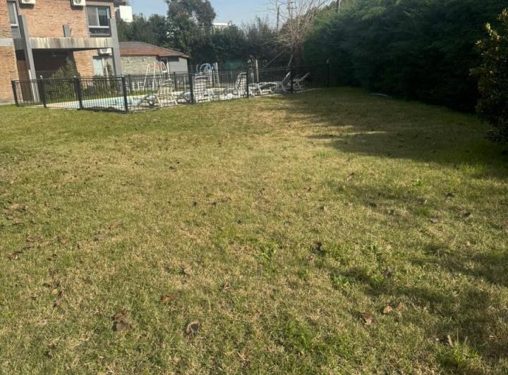 Terreno · 600m²