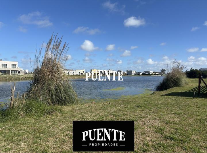 Terreno · 754m²