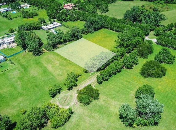 Terreno · 3947m²