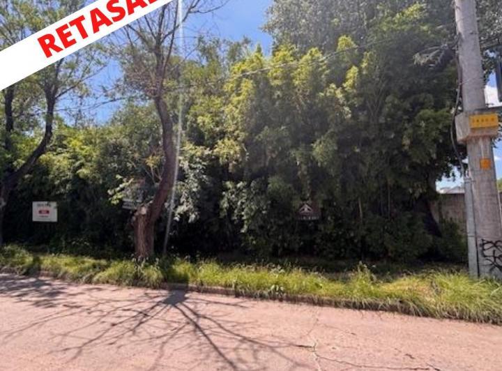 Terreno · 748m²