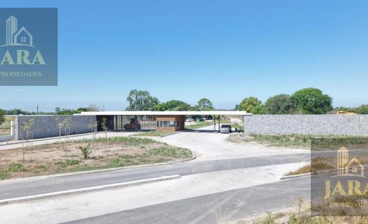 Terreno · 691m²