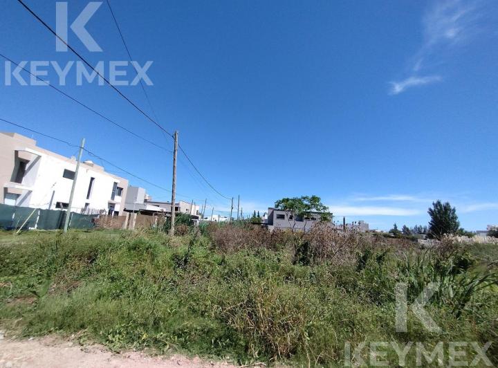 Terreno · 700m²