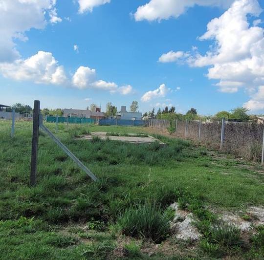 Terreno · 600m²