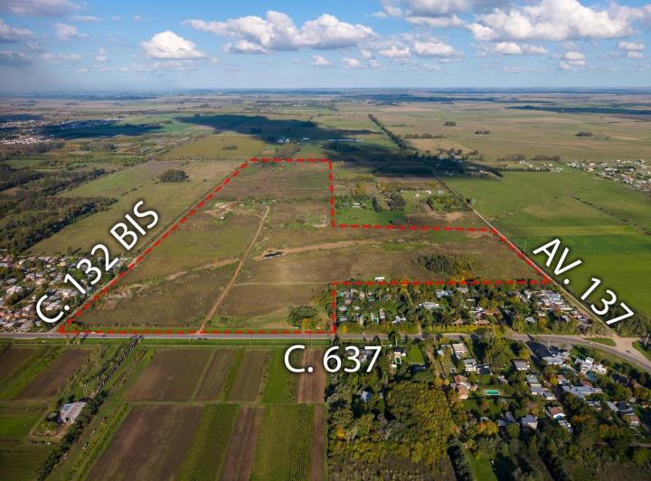 Terreno · 520000m²