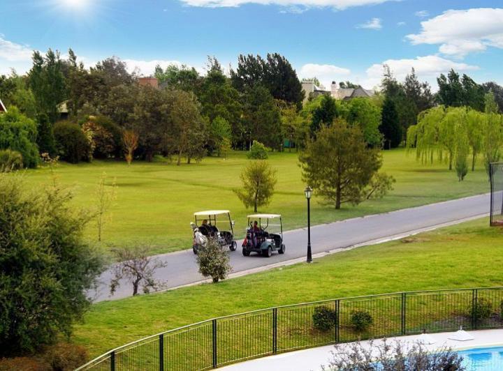 Terreno · 708m²