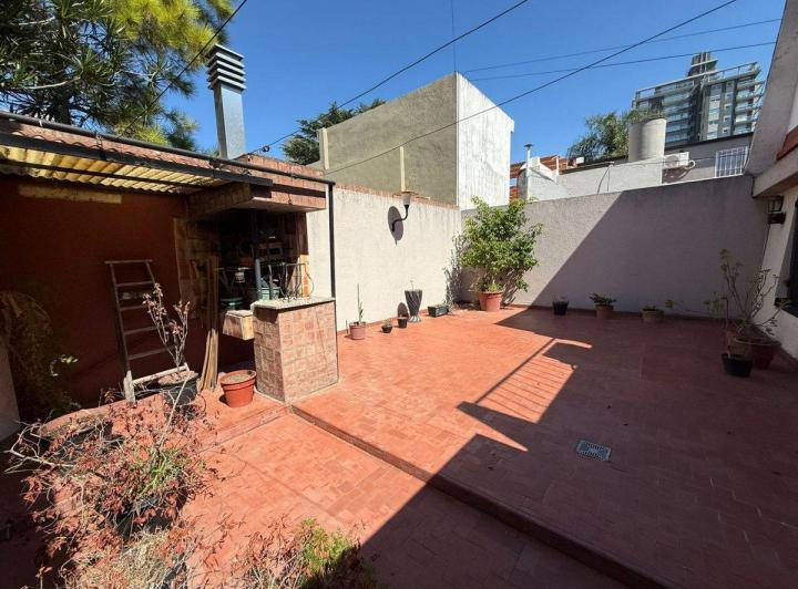 Terreno · 218m²