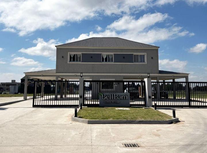 Terreno · 600m²