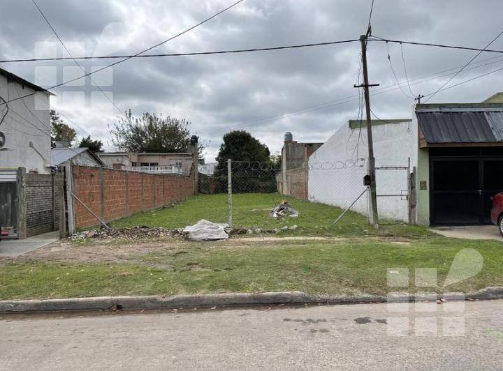Terreno · 400m²