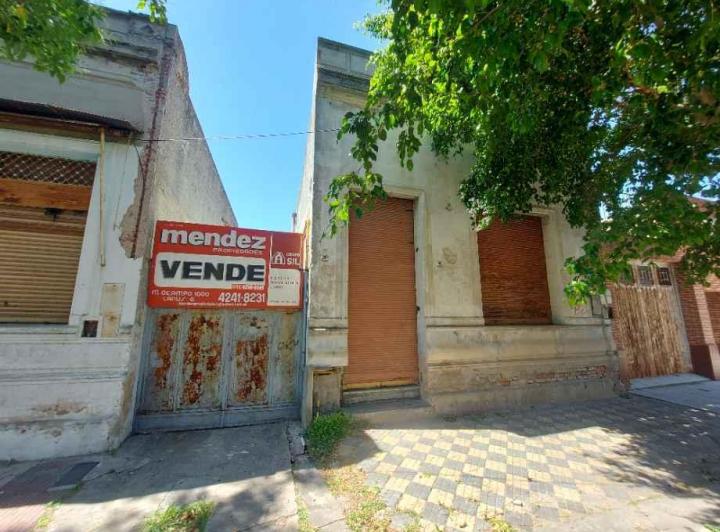 Terreno · 180m² · 1 Cochera