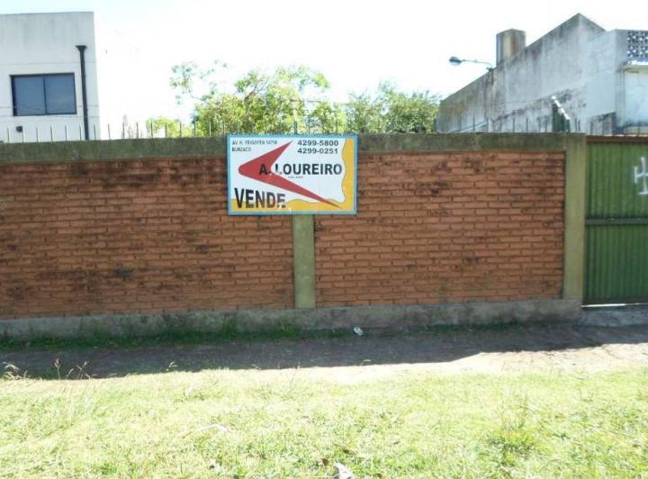 Terreno · 180m²