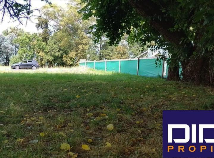 Terreno · 800m²