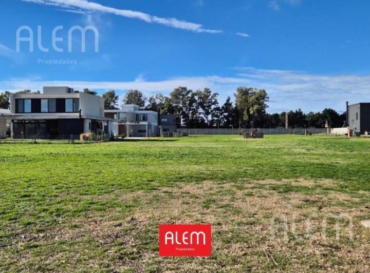 Terreno · 624m²