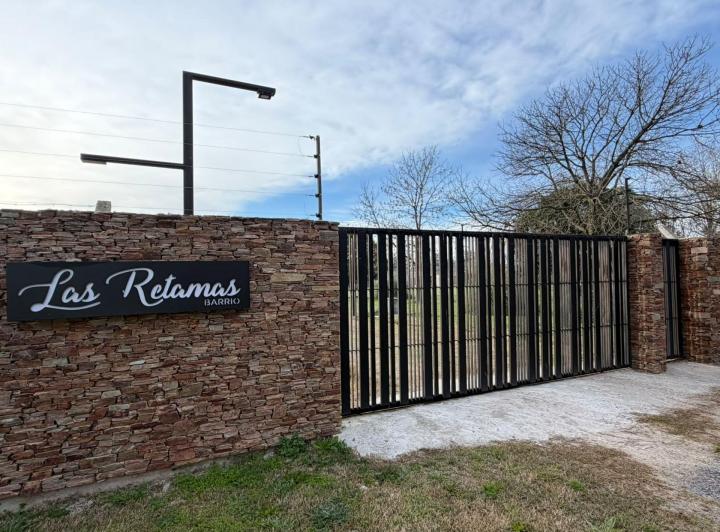 Terreno · 220m²