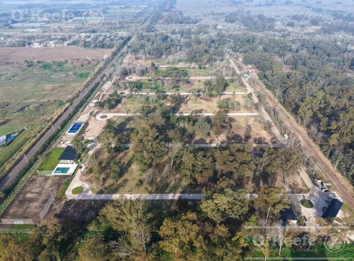Terreno · 651m²