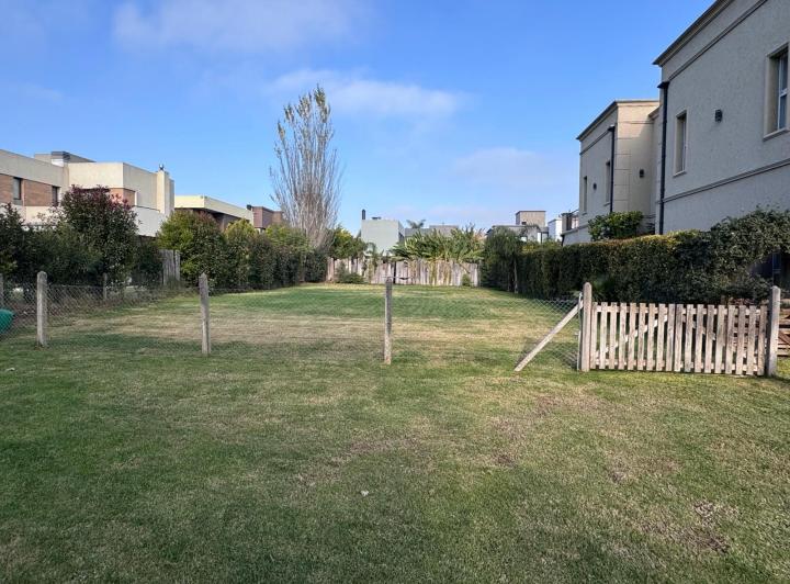 Terreno · 536m²