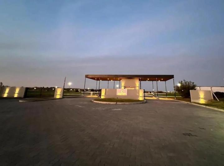 Terreno · 600m²
