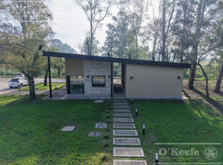 Terreno · 605m²