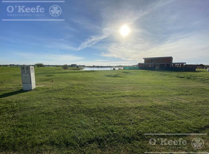 Terreno · 776m²