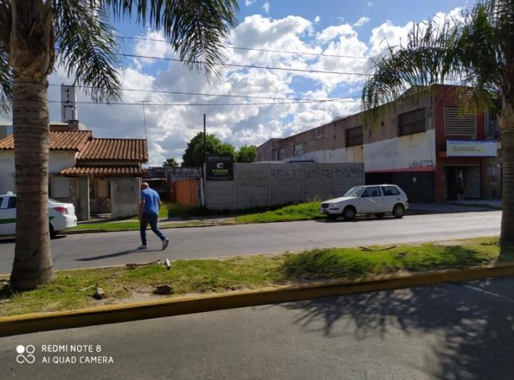Terreno · 600m²