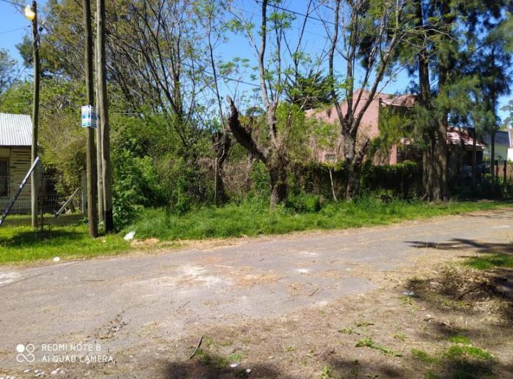 Terreno · 300m²