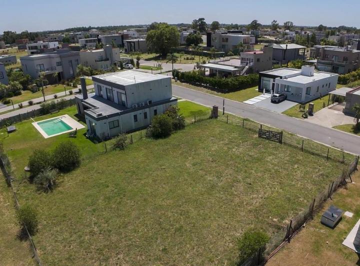 Terreno · 650m²