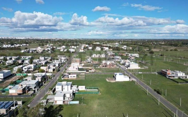 Terreno · 594m²
