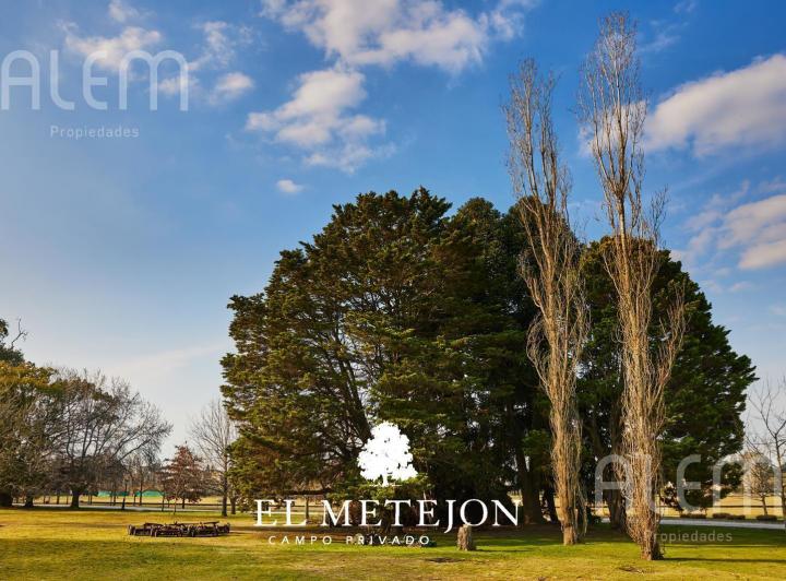 Terreno · 2692m²